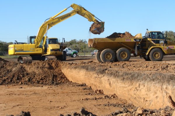 Loading dumptruck